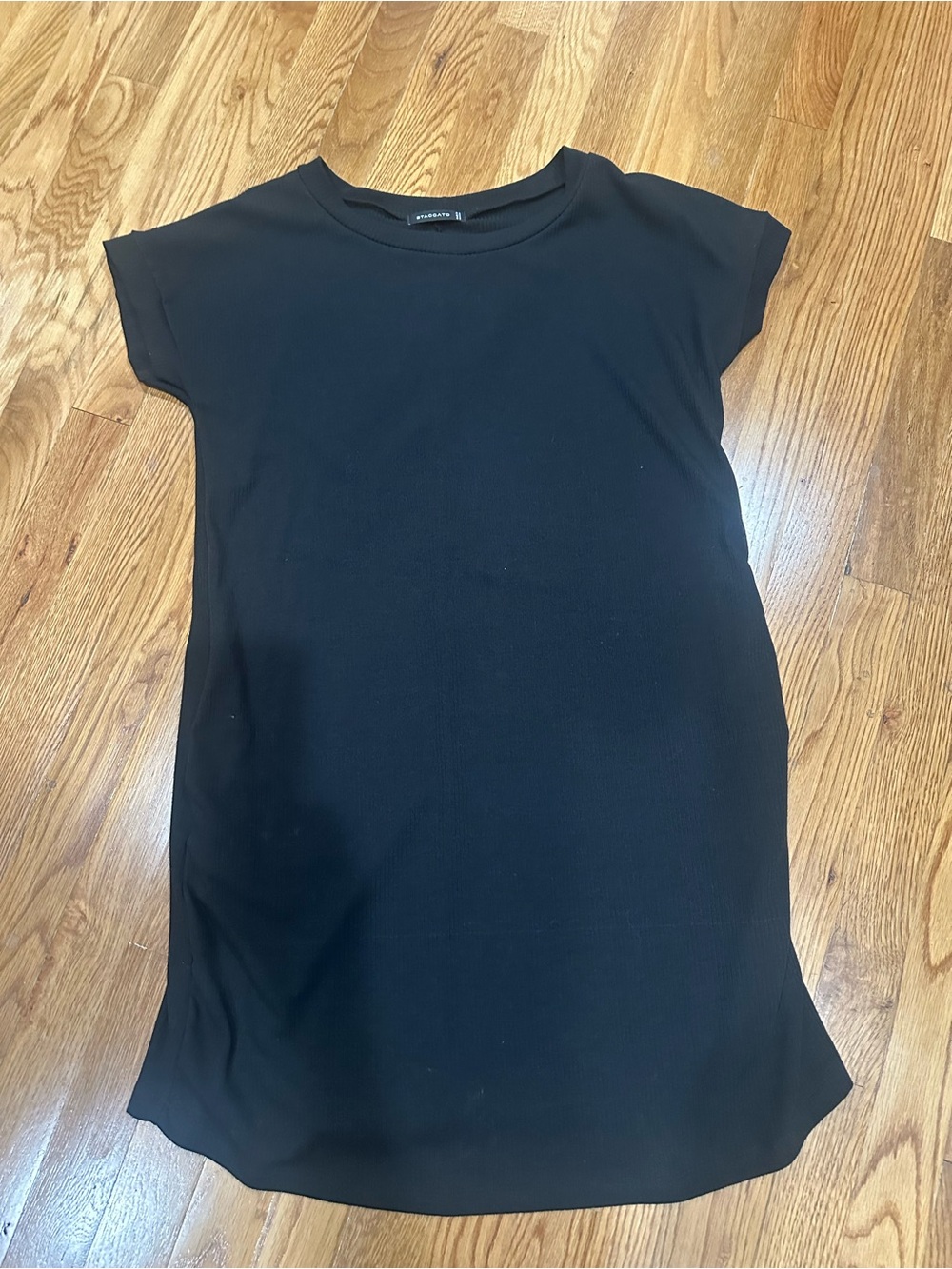 Black Short Sleeve Shift Dress
Staccato Small